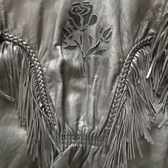 Unik Black Leather Jacket with Fringe and rose Design women’s size XXL - Picture 9 of 16